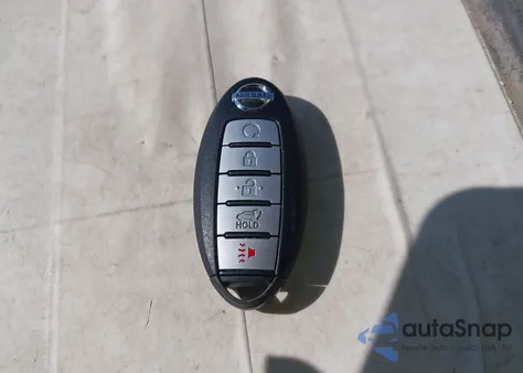 2013 Nissan Pathfinder Platinum z USA, uszkodzony, nr VIN 5N1AR2MM1DC649048